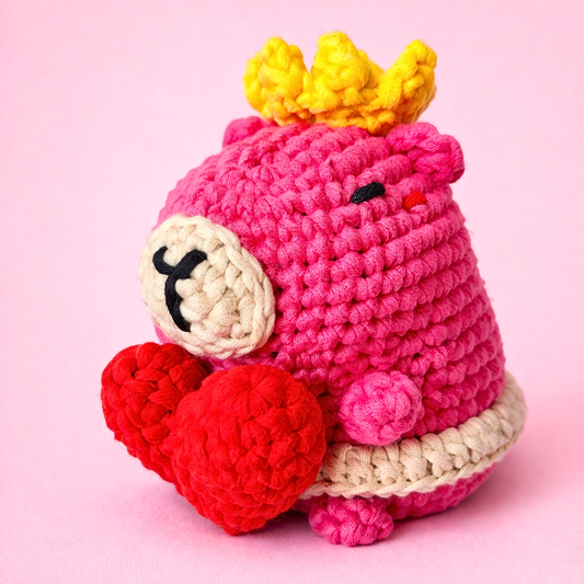 Ruby The Queen Of Hearts Capybara Crochet Kit